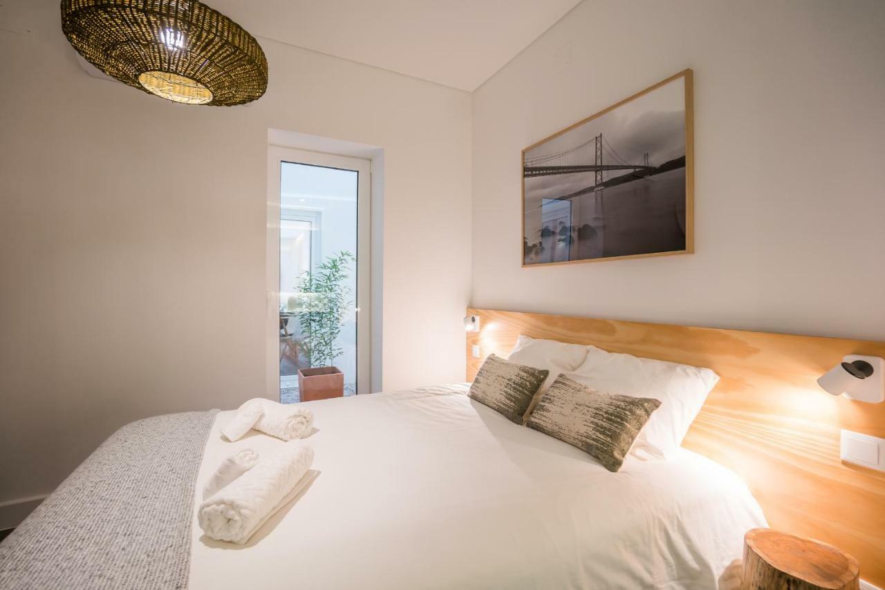 Lemon Tree Garden 3Bedroom Apartment Lisbona Esterno foto