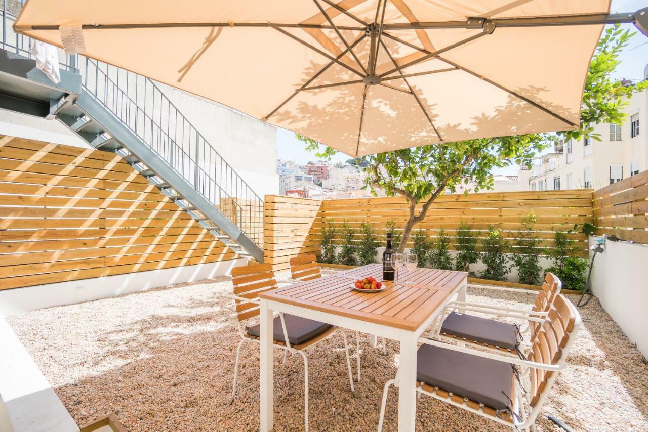 Lemon Tree Garden 3Bedroom Apartment Lisbona Esterno foto