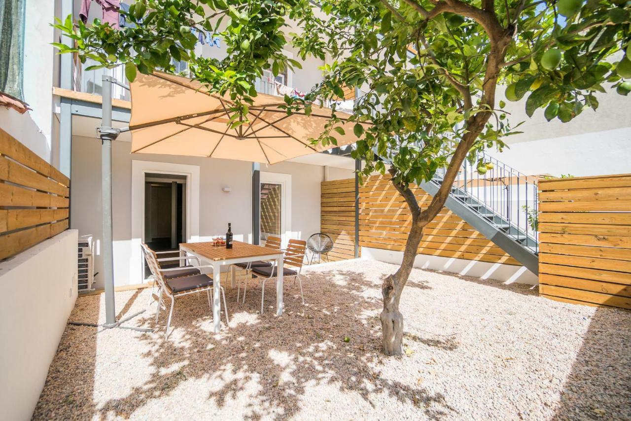 Lemon Tree Garden 3Bedroom Apartment Lisbona Esterno foto