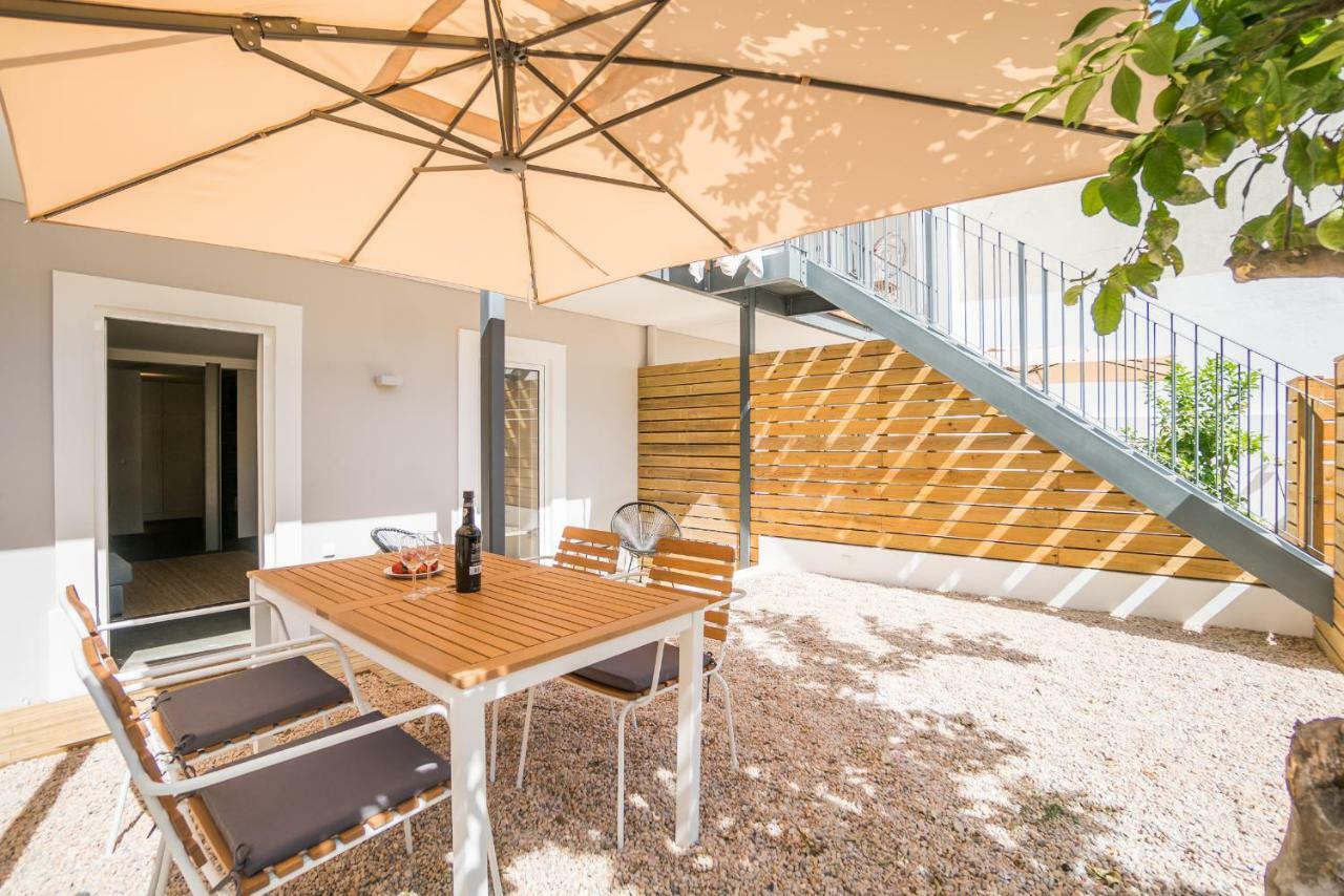 Lemon Tree Garden 3Bedroom Apartment Lisbona Esterno foto